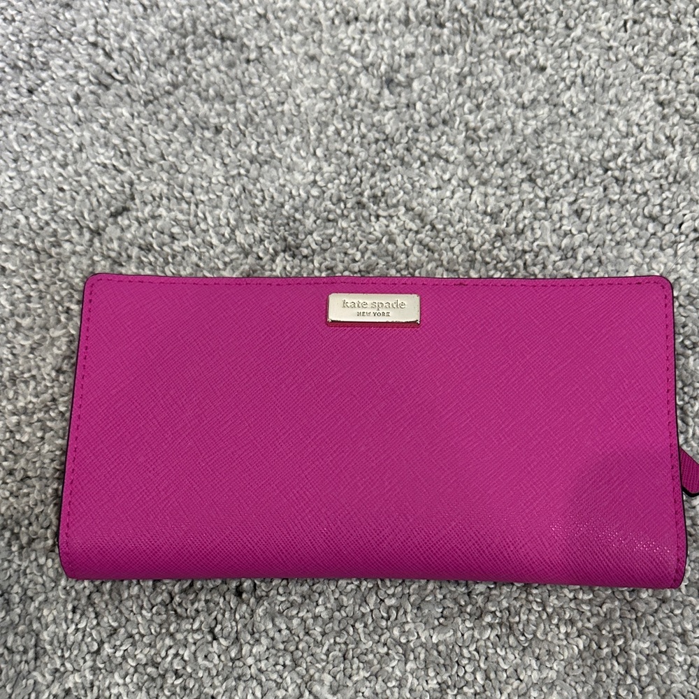 Authentic Kate Spade Stacy Newberry Lane bi-fold wallet